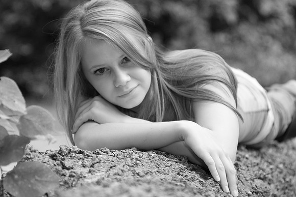 RAY B&W0002